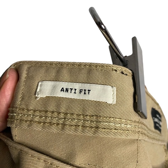 Jack & Jones Men's Tan Khaki Anti Fit Button Fly Shorts - Picture 3 of 12